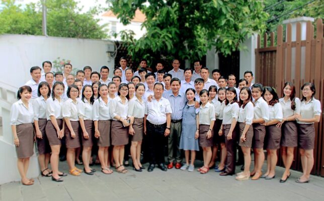 nhân viên công ty 2